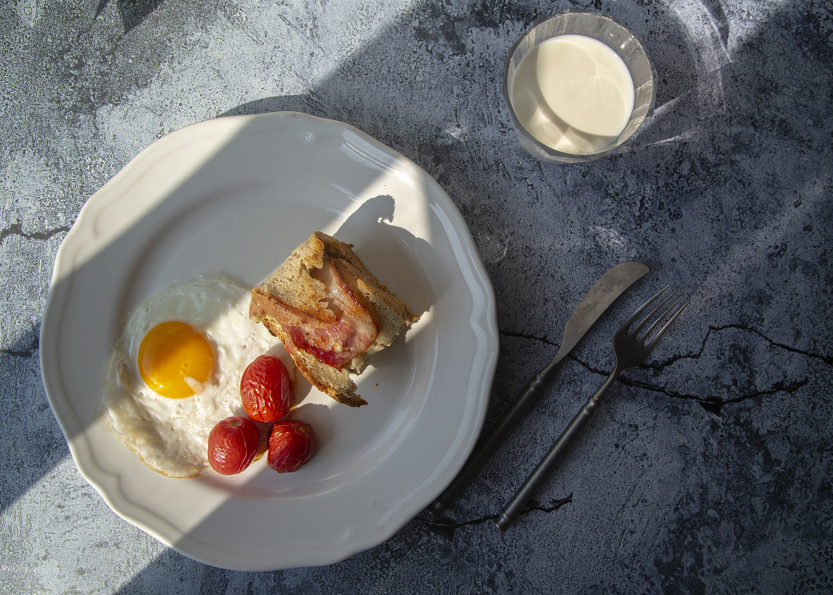 KÖSTLICHE EI-FRÜHSTÜCKSREZEPTE, UM DEN TAG ZU STARTEN